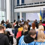 Активну молодь Чернігова відзначили Подяками міського голови за зміцнення зв’язків з європейськими партнерами