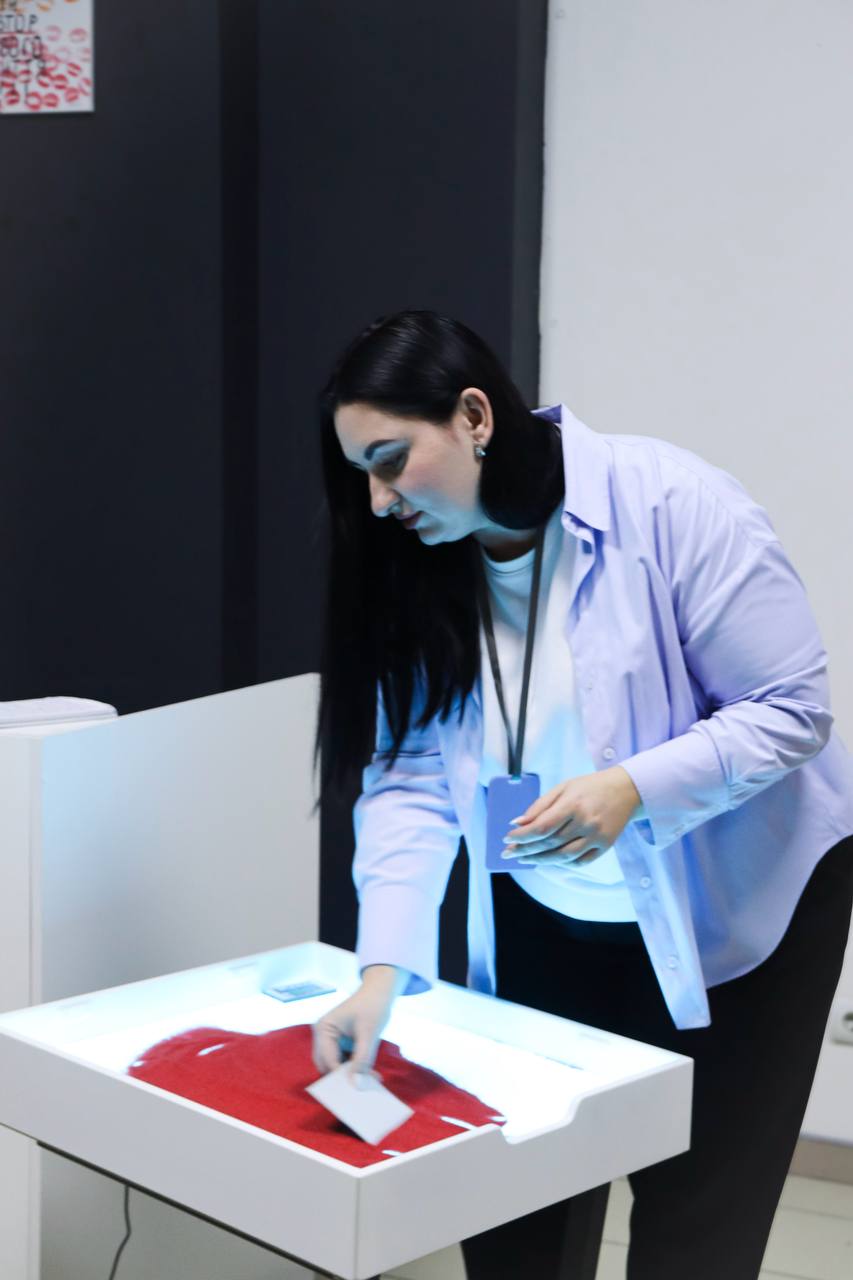  У рамках менторської програми «Коло підтримки» відбулася перша зустріч — пісочна терапія «Голос піску: про що мовчить душа»