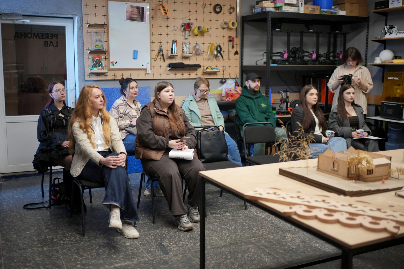 5354810808153609708 (2)