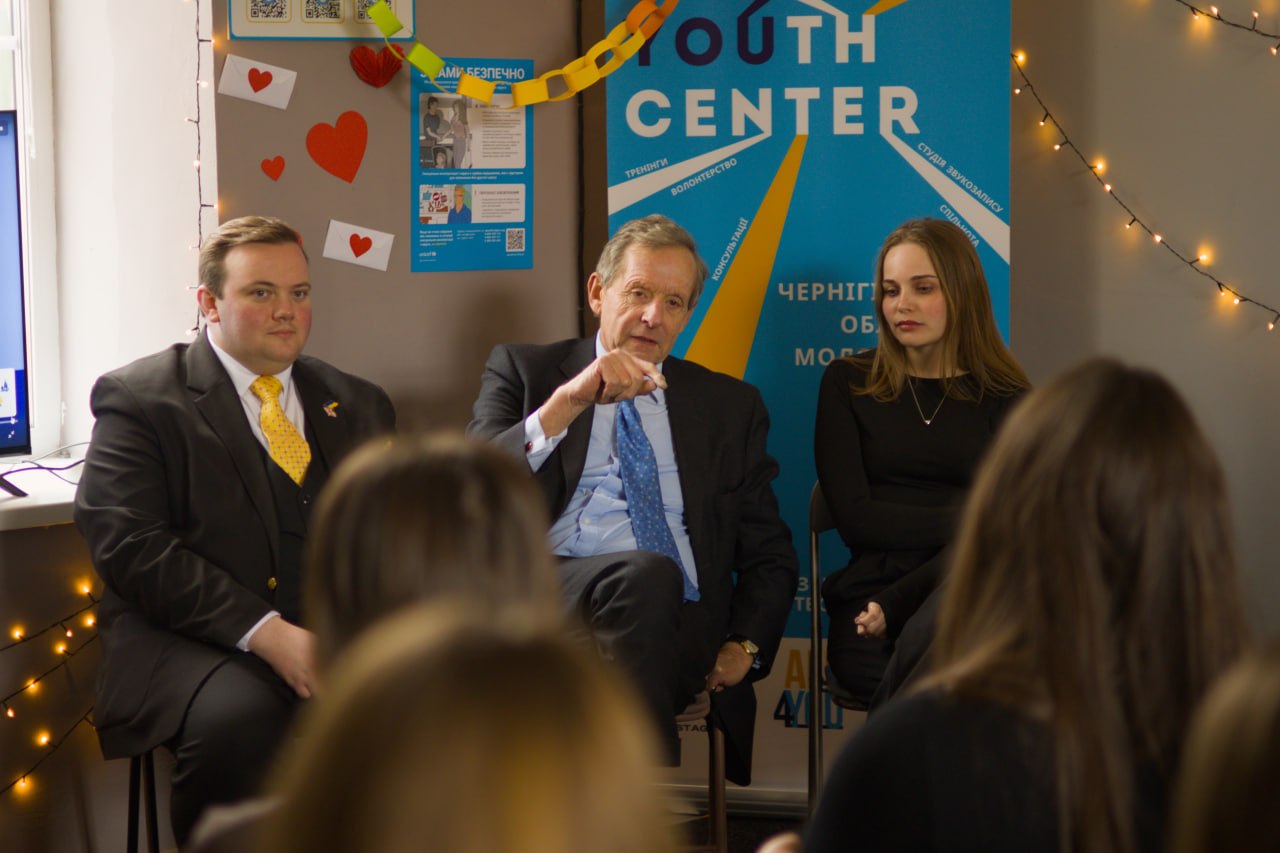 Зустріч молоді з представниками Великої Британії